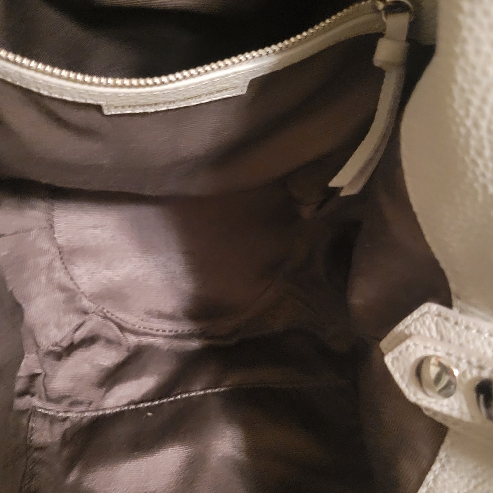 Elizabeth & James Soft Pebbled Leather Tote Bag in Light Gray - Picture 7 of 7